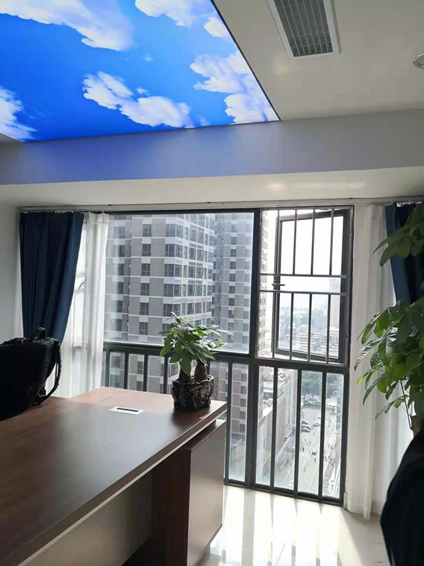 球信网·(中国)官方电子深圳运营中心办公区